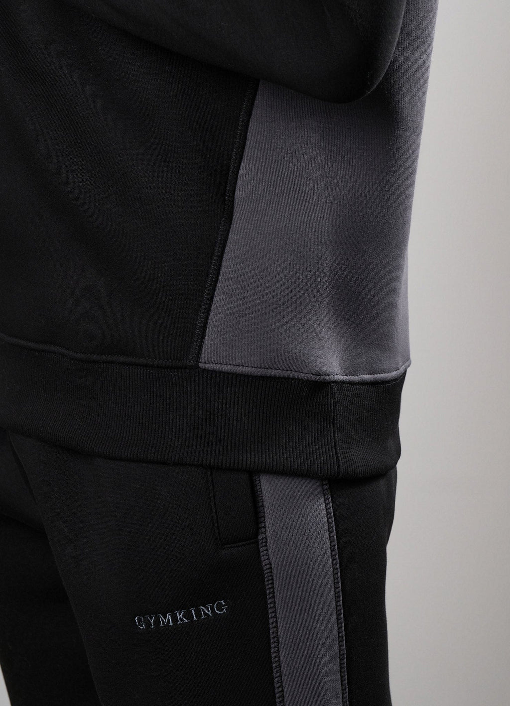 Gym King Momentum Jogger - Black