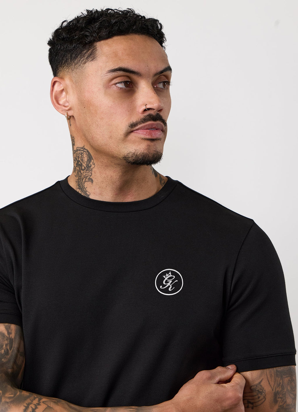 Gym King Nothing Beats Belief Muscle Fit Tee - Black/White