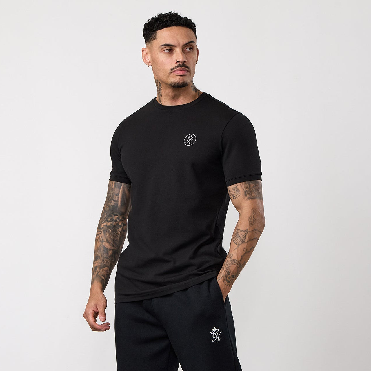 Gym King Nothing Beats Belief Muscle Fit Tee - Black/White
