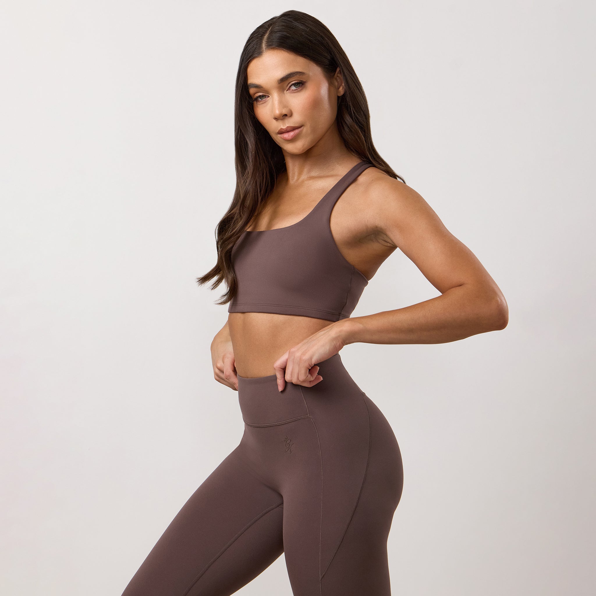 Gym King Peach Luxe Redefined Bra - Deep Mocha