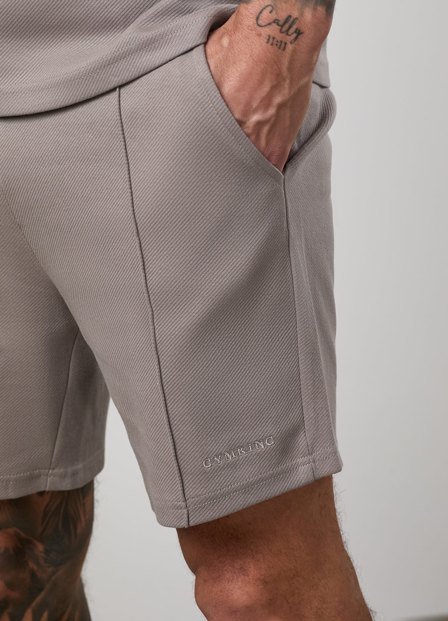 Gym King Portals Texture Short - Clay Grey