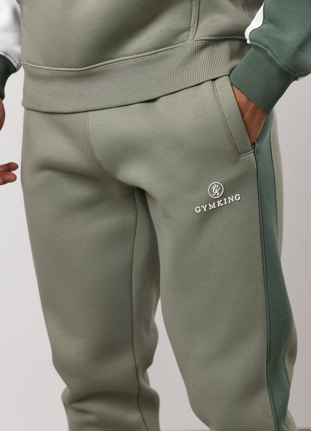 Gym King Power Colour Block Fleece Jogger - Soft Khaki/Fern Green/White