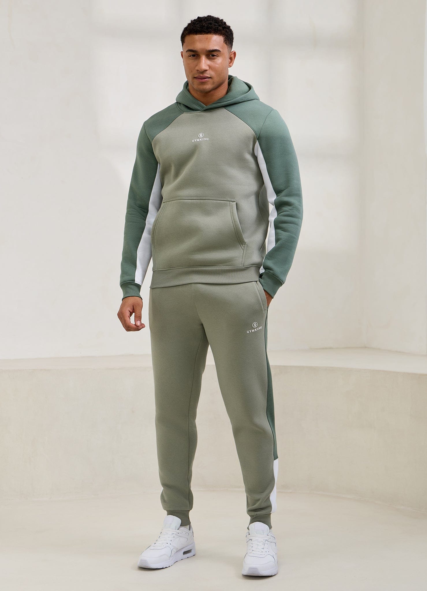 Gym King Power Colour Block Fleece Jogger - Soft Khaki/Fern Green/White