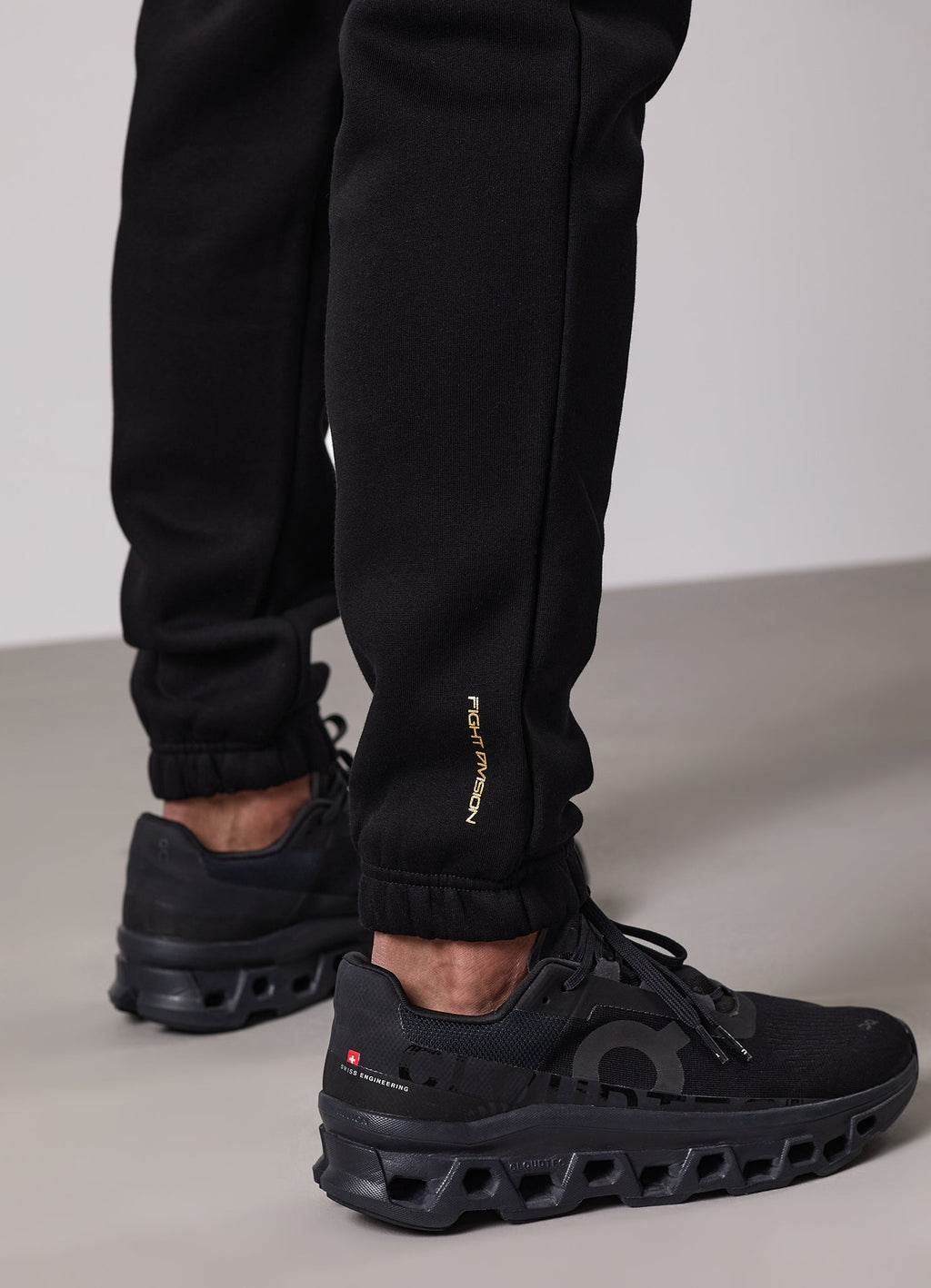 Gym King Fight Division Jogger - Black