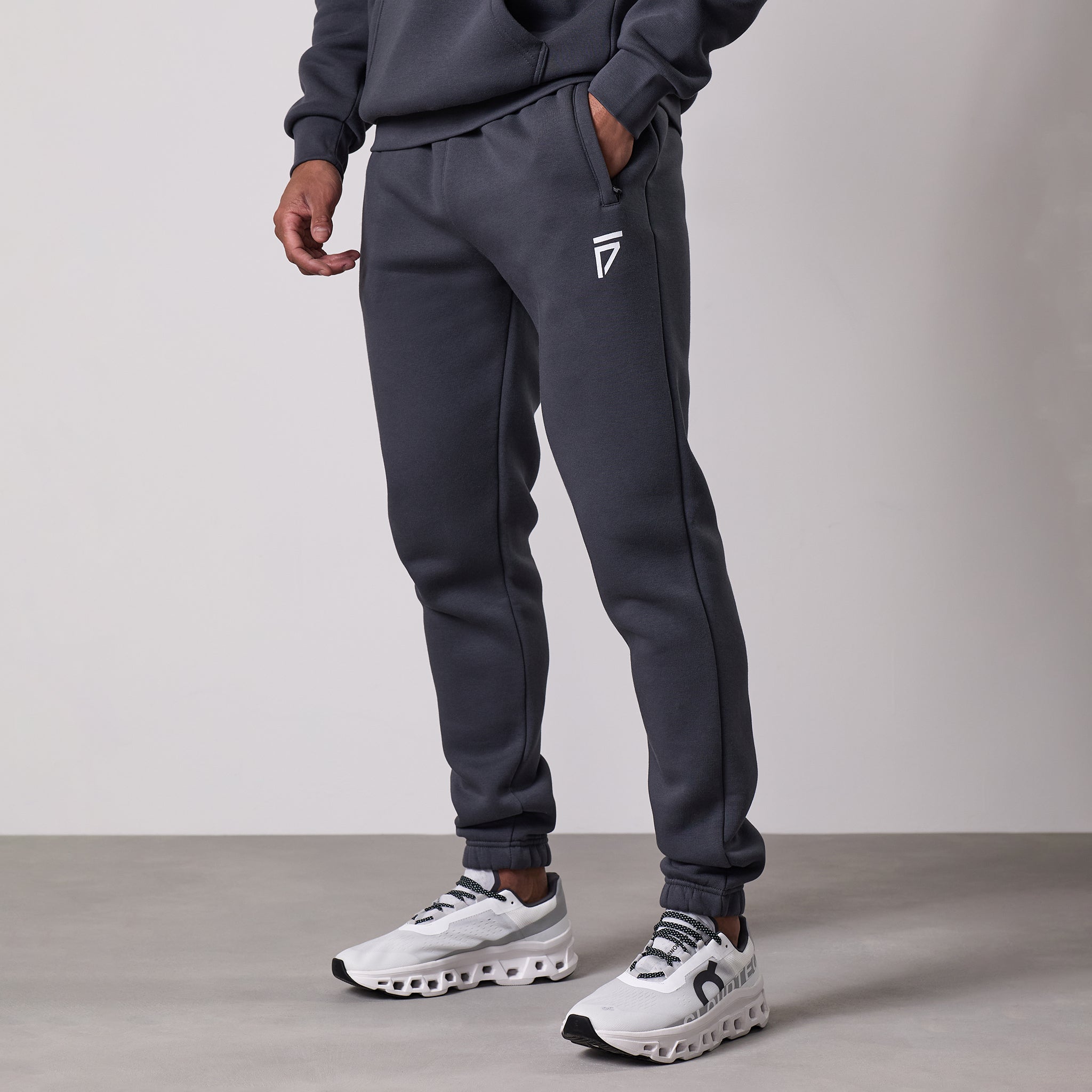 Gym King Fight Division Jogger - Graphite