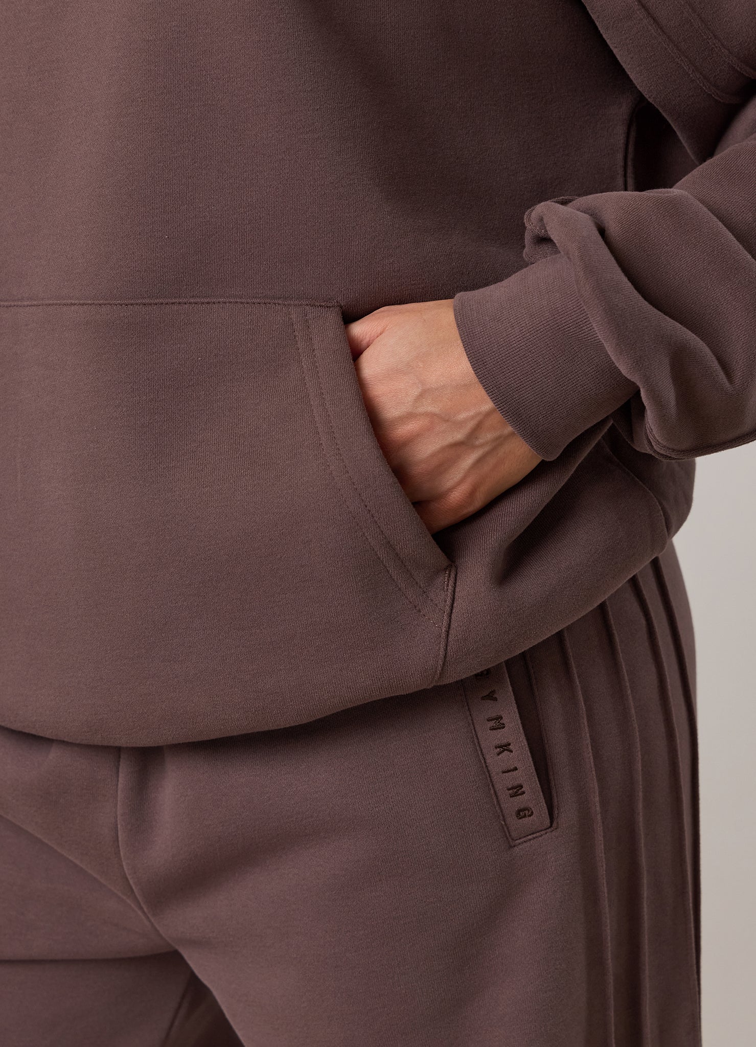 Gym King Replenish Peached Seam Hoodie - Deep Mocha