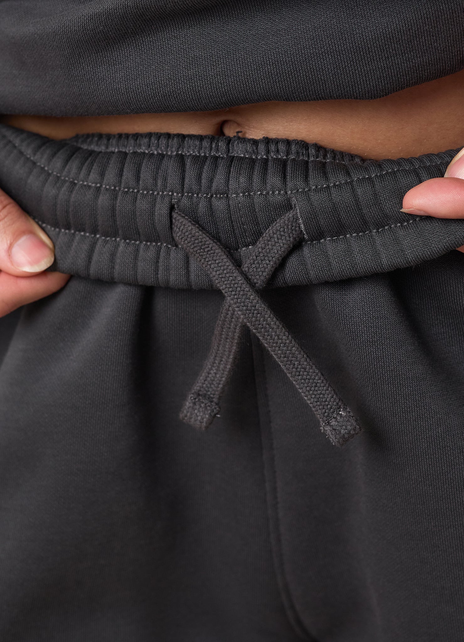 Gym King Script Mindset Short - Dark Pewter