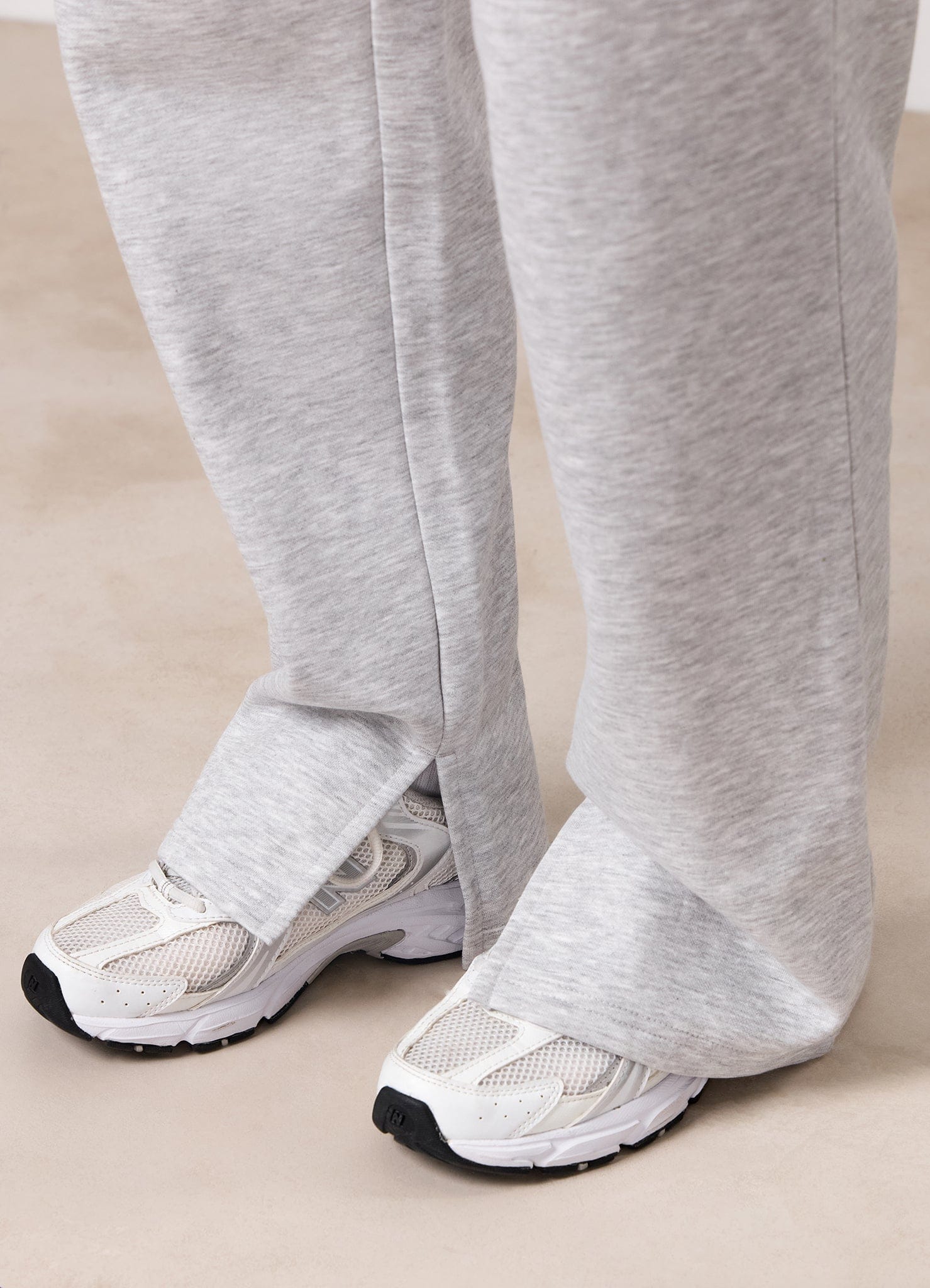 Gym King Script Mindset Straight Leg Jogger - Snow Marl