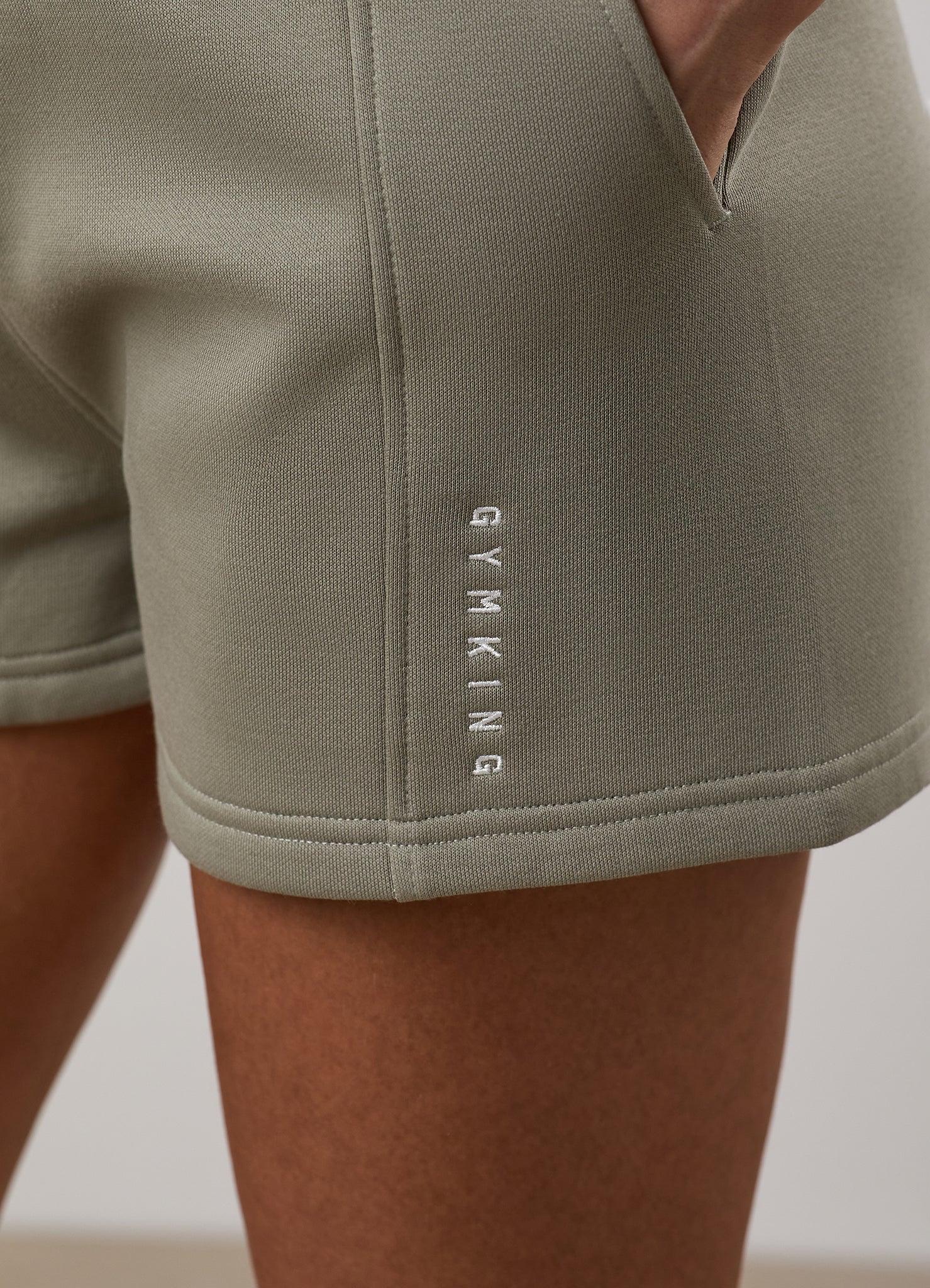 Gym King Shadow Seam Detail Short - Eucalyptus