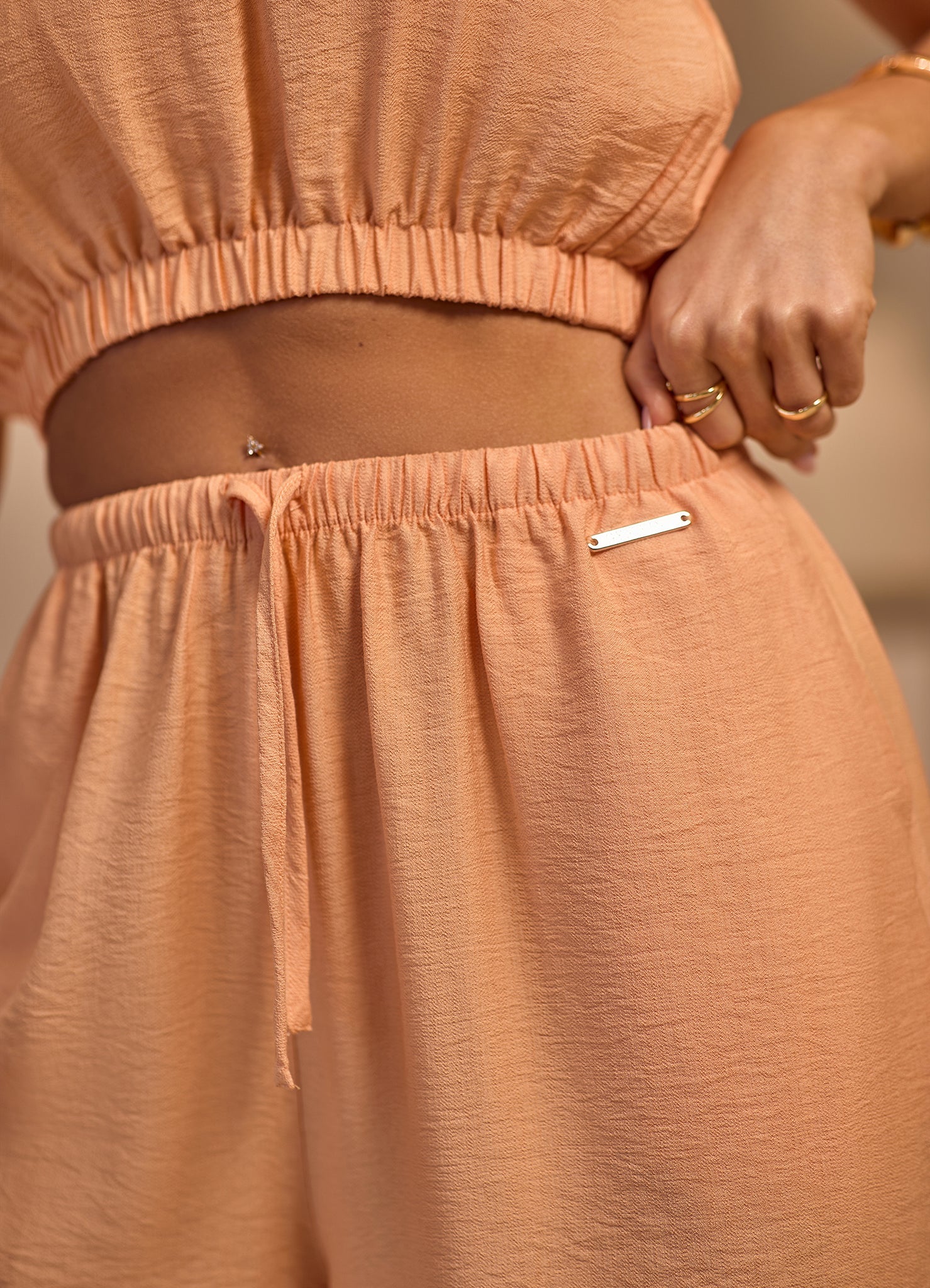 Gym King Signature Woven Trousers Petite - Apricot