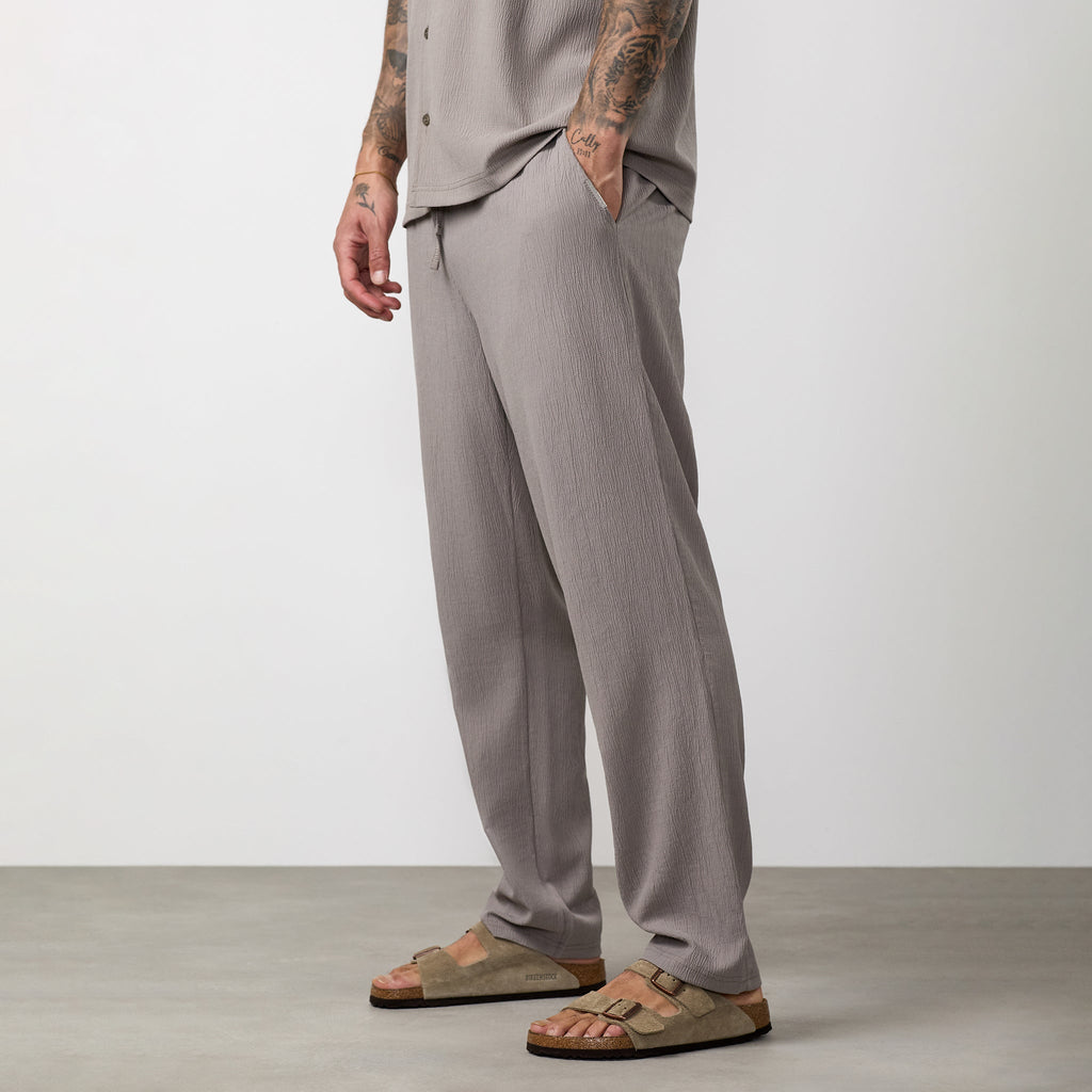 Gym King Signature Woven Trouser - Taupe