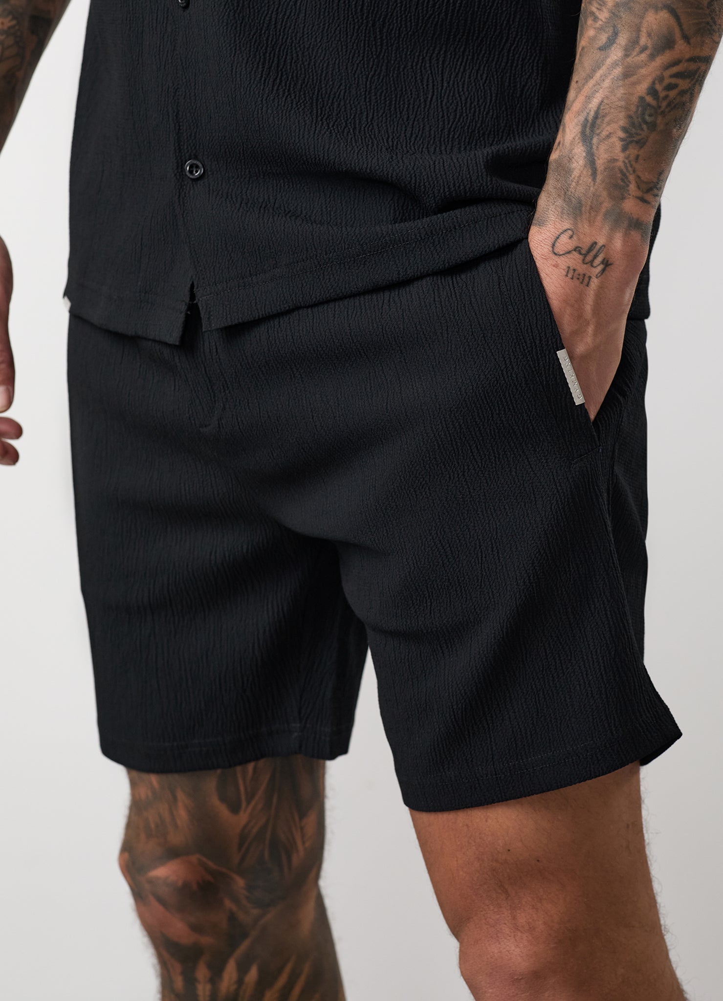 Gym King Signature Woven Texture Short - Black