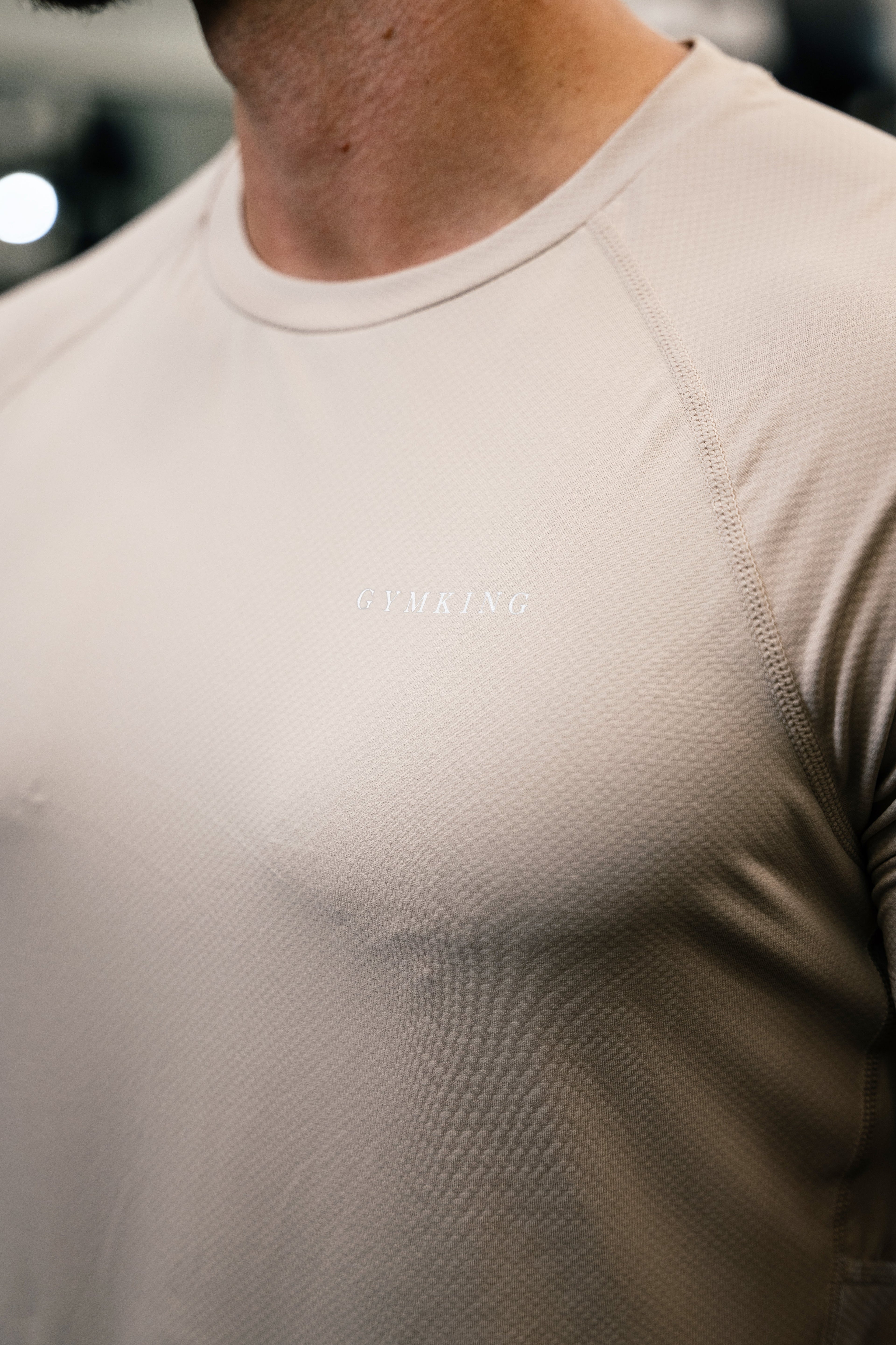 Gym King Energy Linear Tee - Stoneware