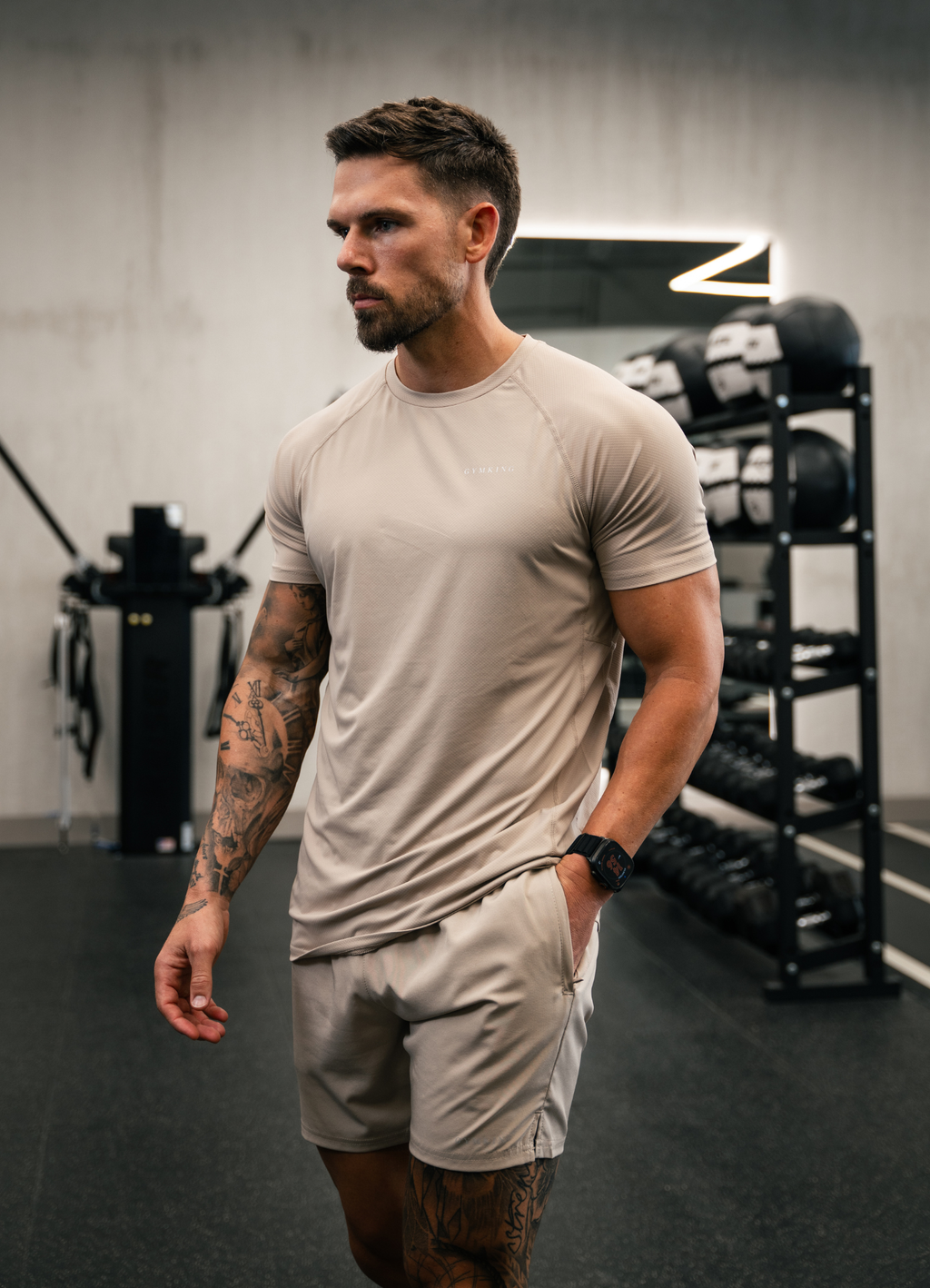 Gym King Energy Linear Tee - Stoneware