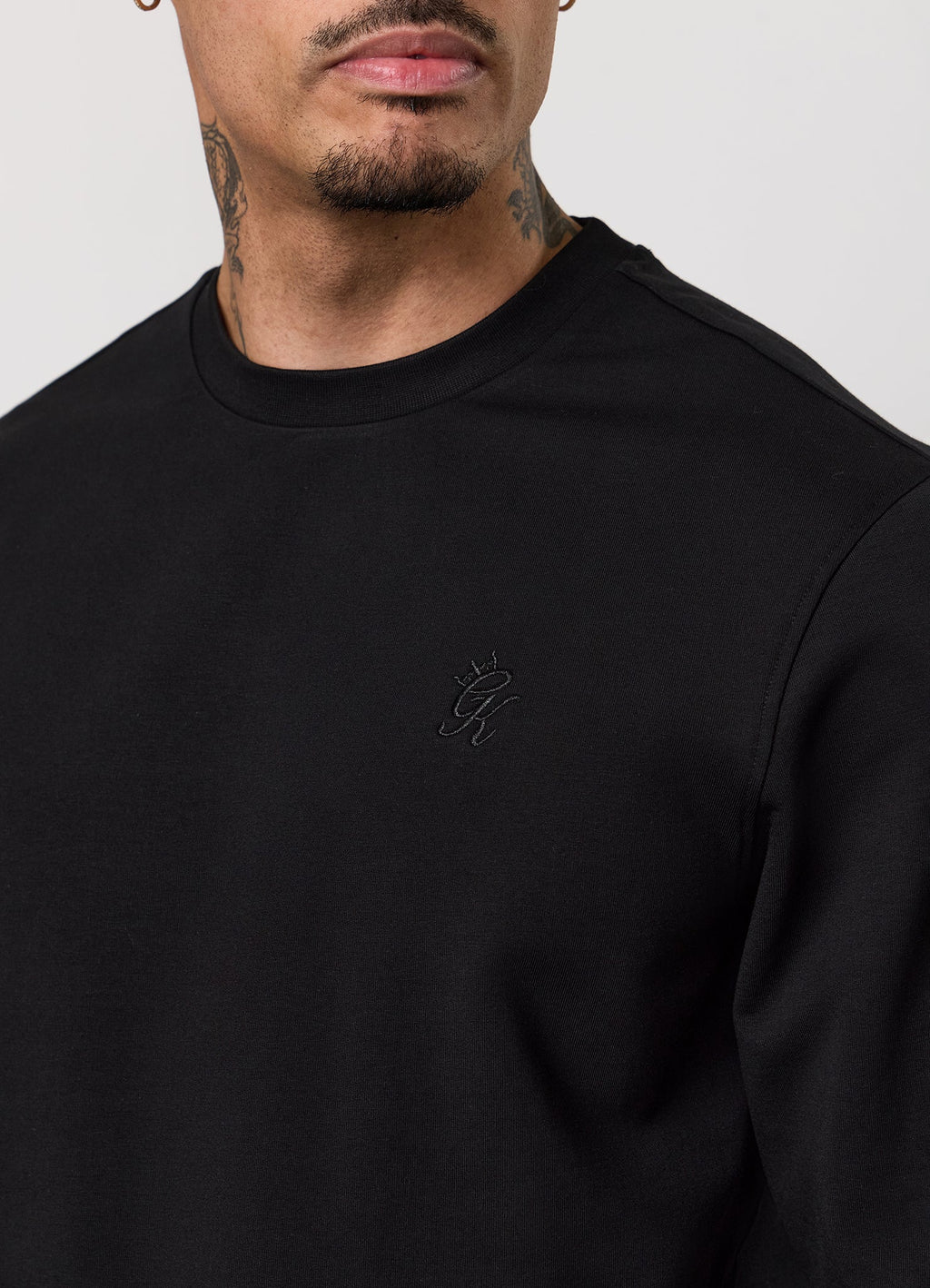 Gym King Victory Lightweight Loopback Crew - Black