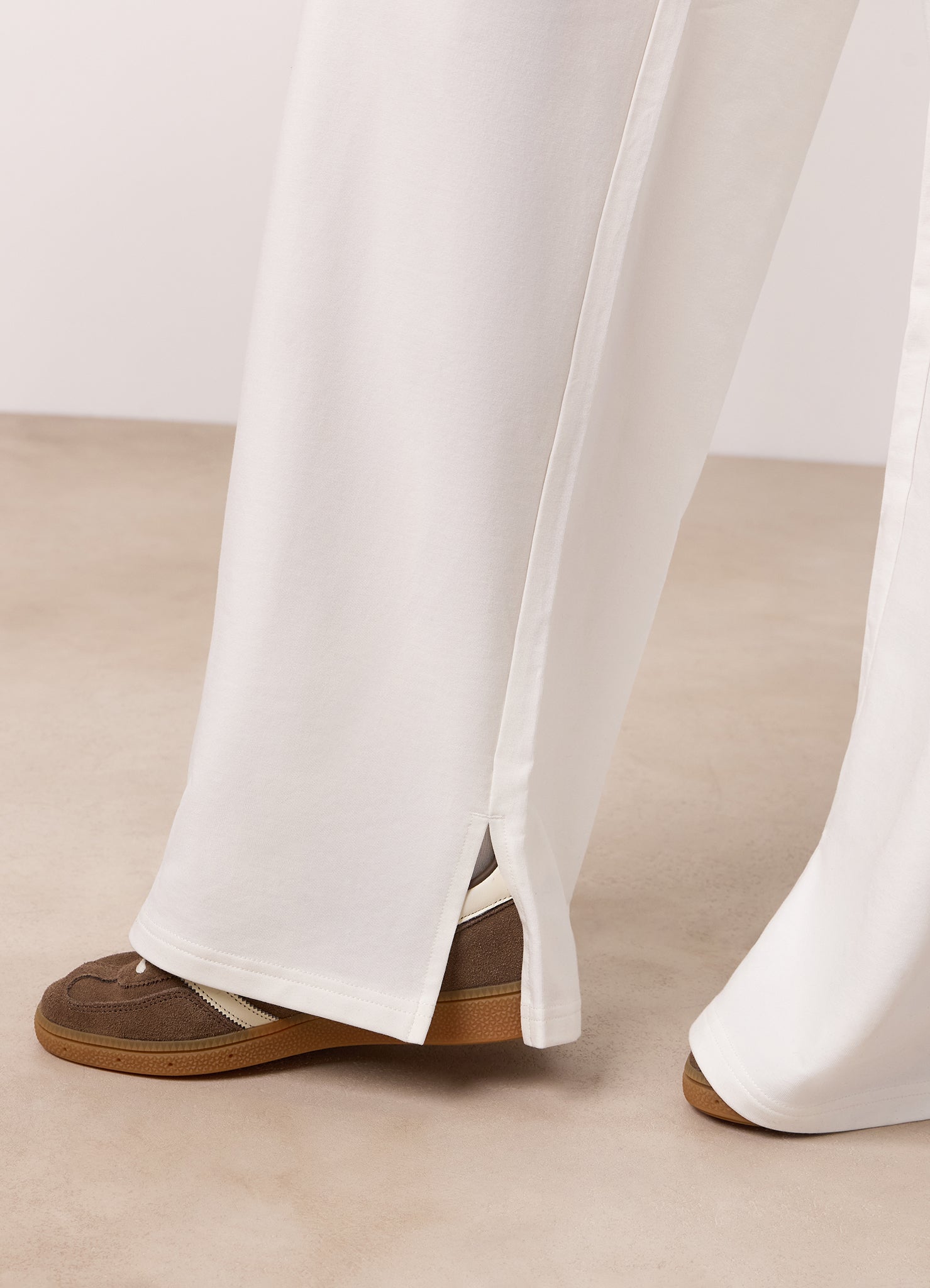 Gym King Victory Loopback Straight Leg Jogger - Cream