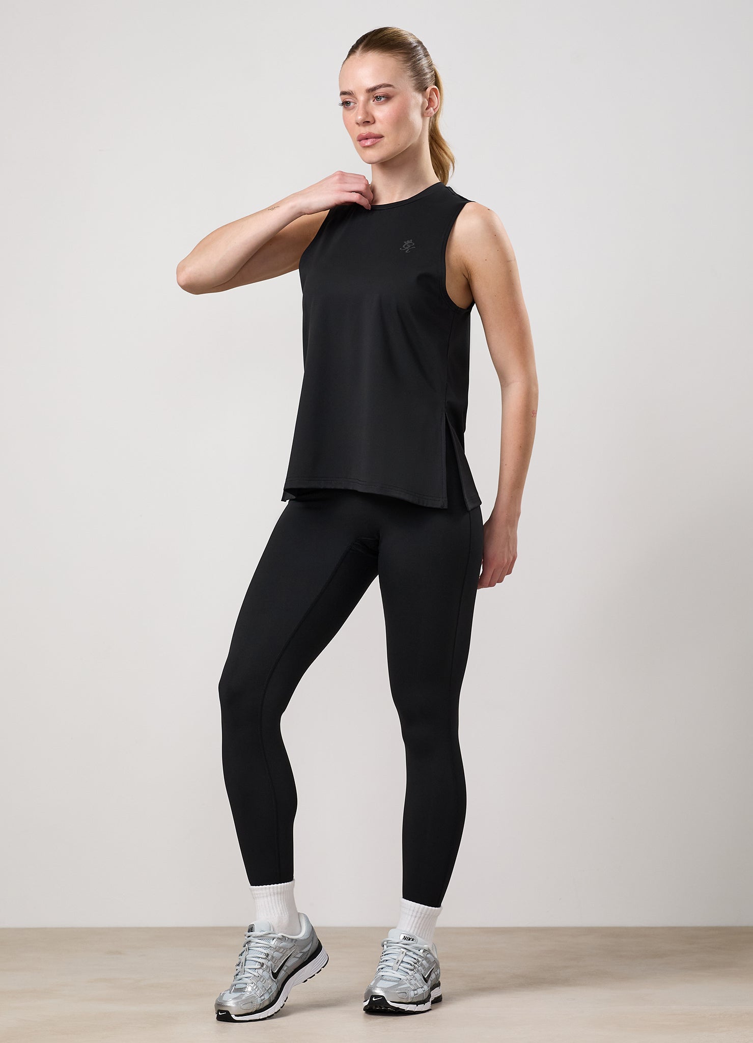 Gym King Victory Performance Split Hem Tank - Black