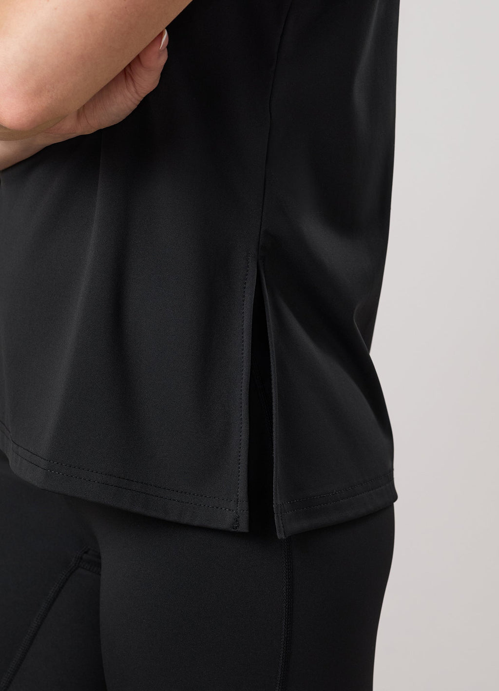 Gym King Victory Performance Split Hem Tank - Black