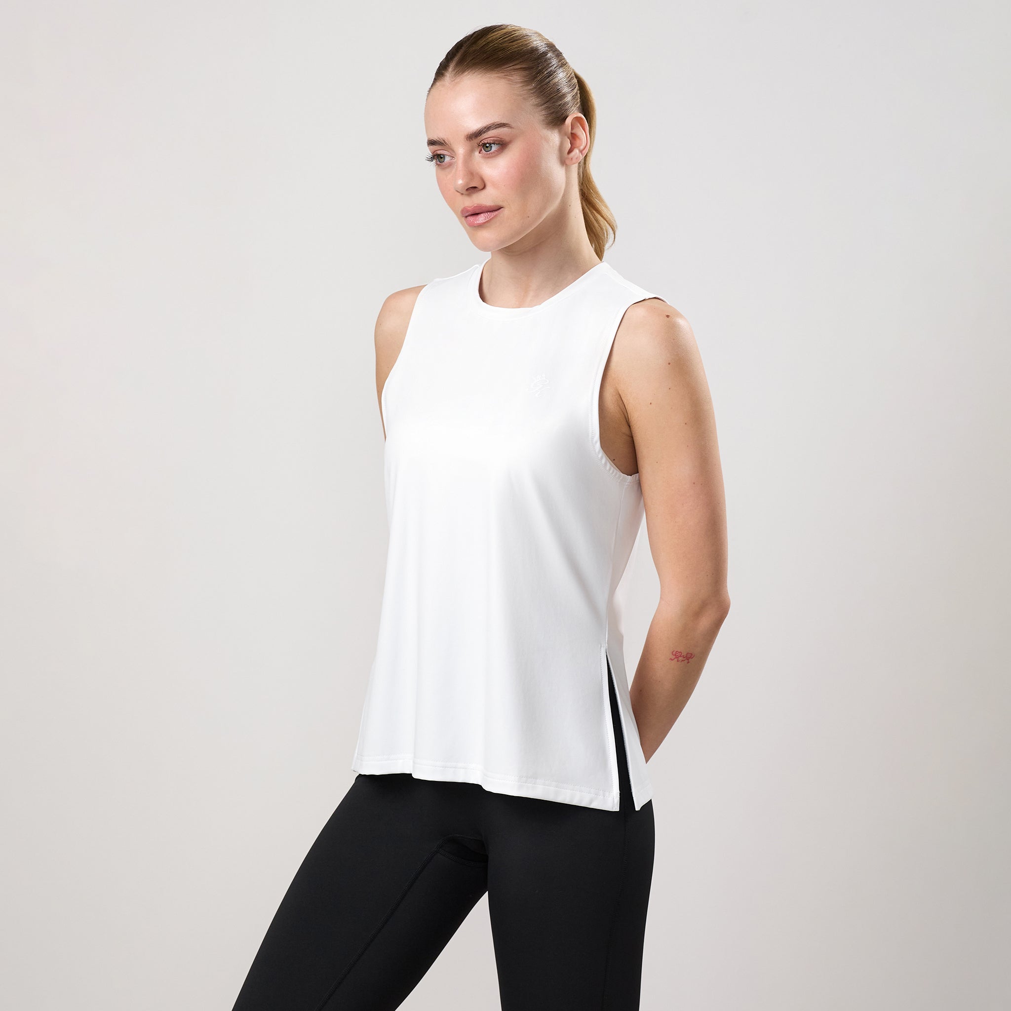 Gym King Victory Performance Split Hem Tank - White
