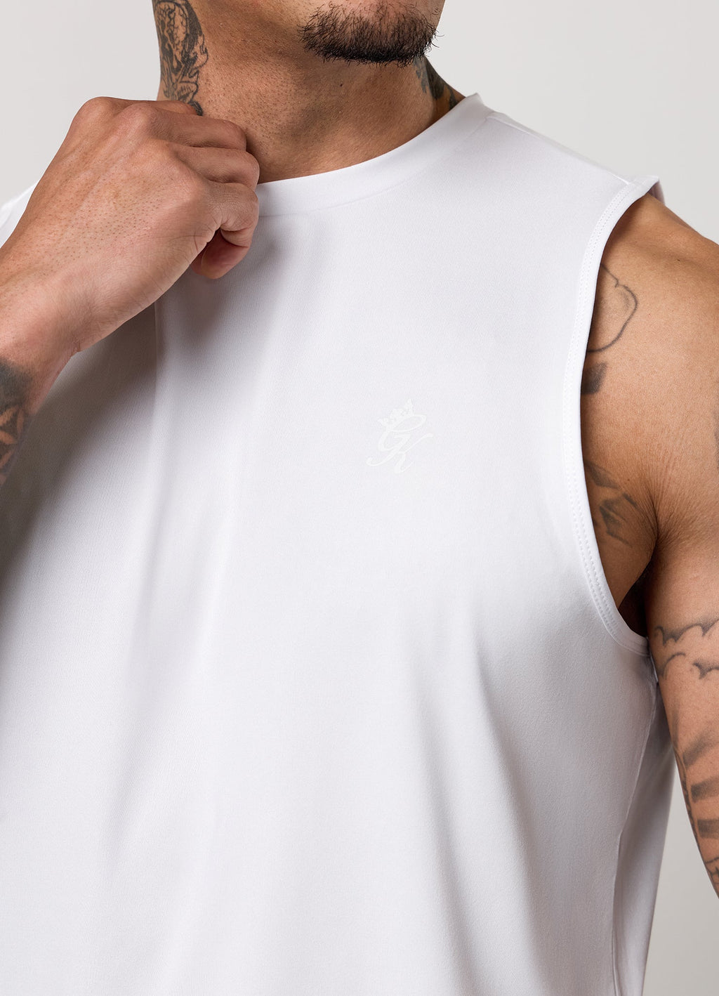 Gym King Victory Performance Vest - White
