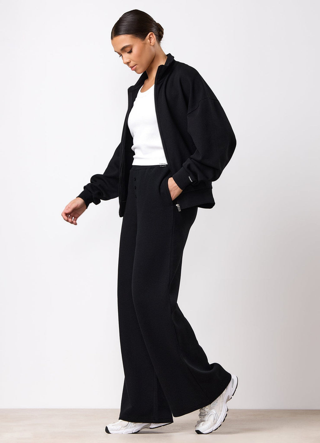 Gym King Waffle Mid Rise Trouser - Black