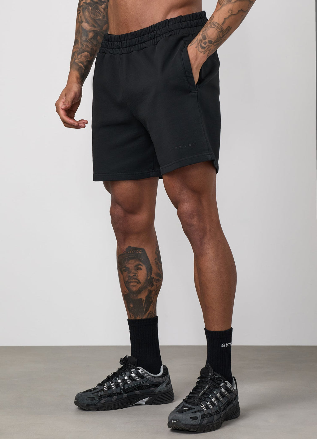 Gym King World Washed Short - Black