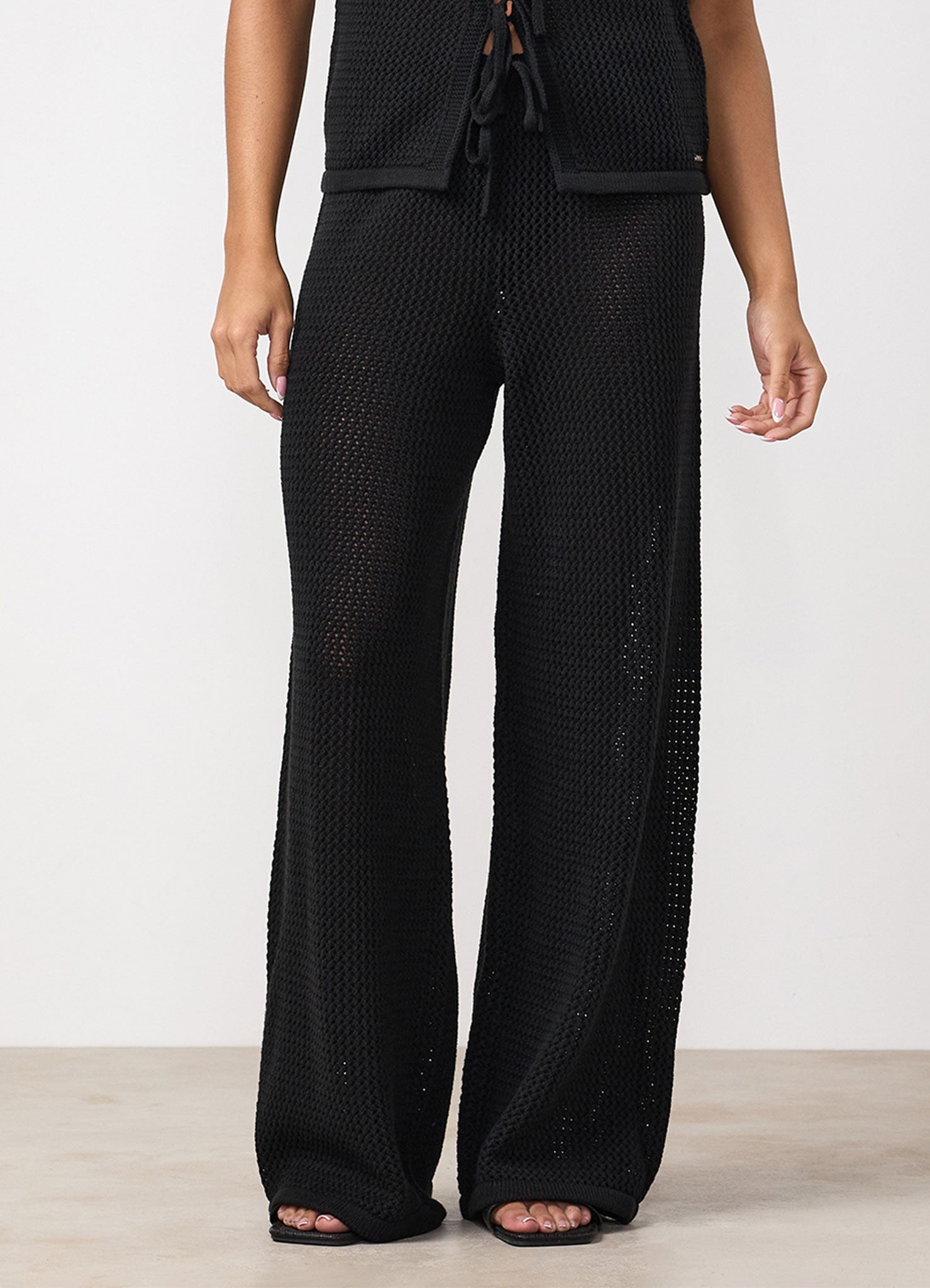 Gym King Crochet Trousers Petite - Black