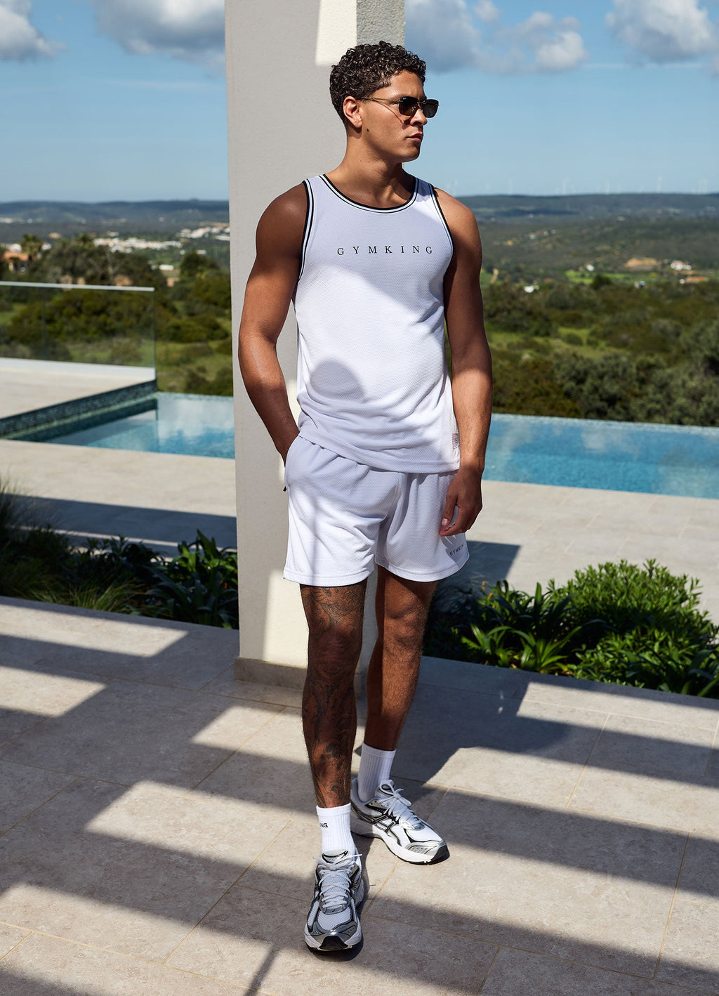 Gym King Brooklyn Mesh Vest - White/Black