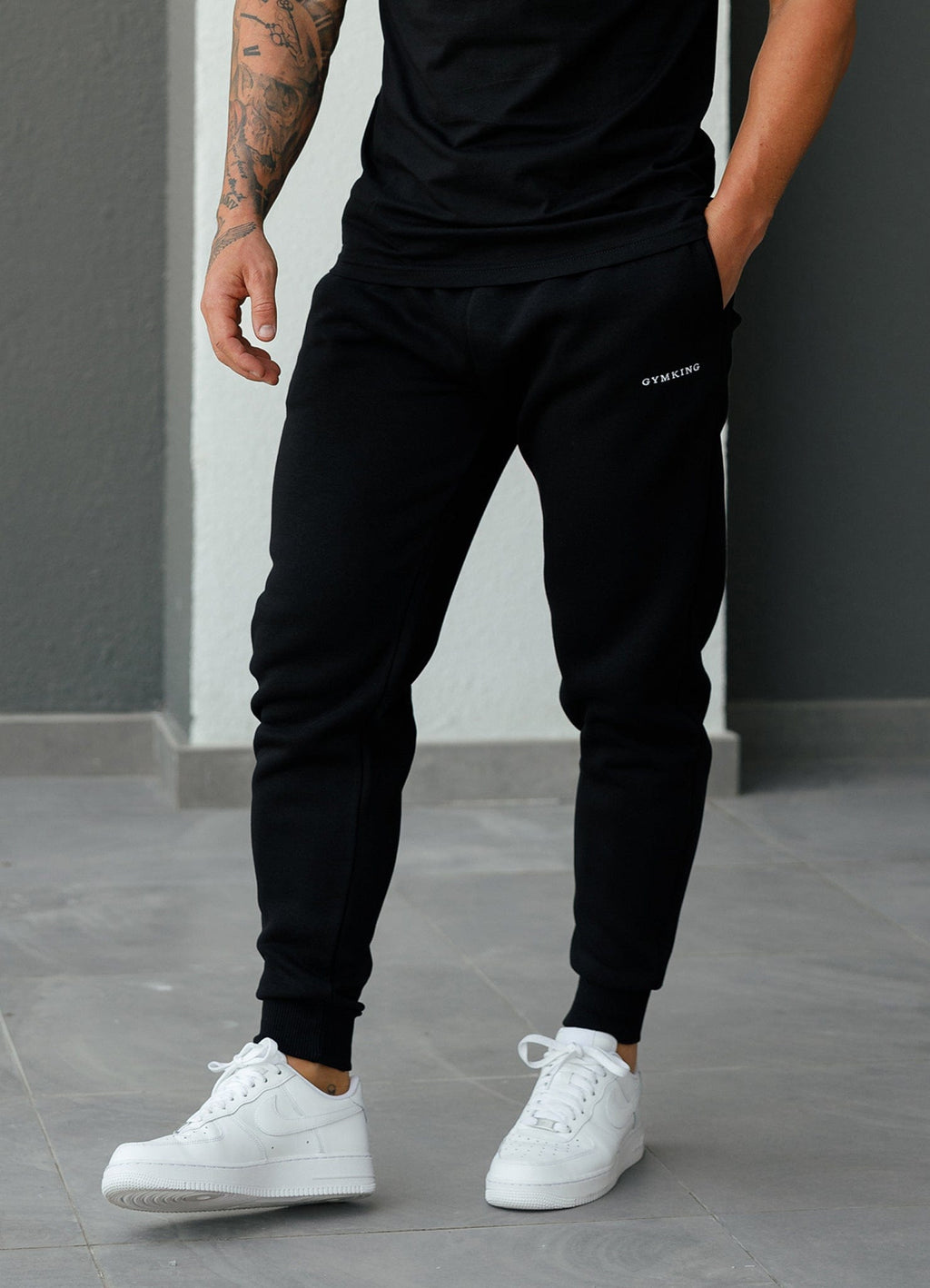 Gym King Fundamental Linear Jogger - Black