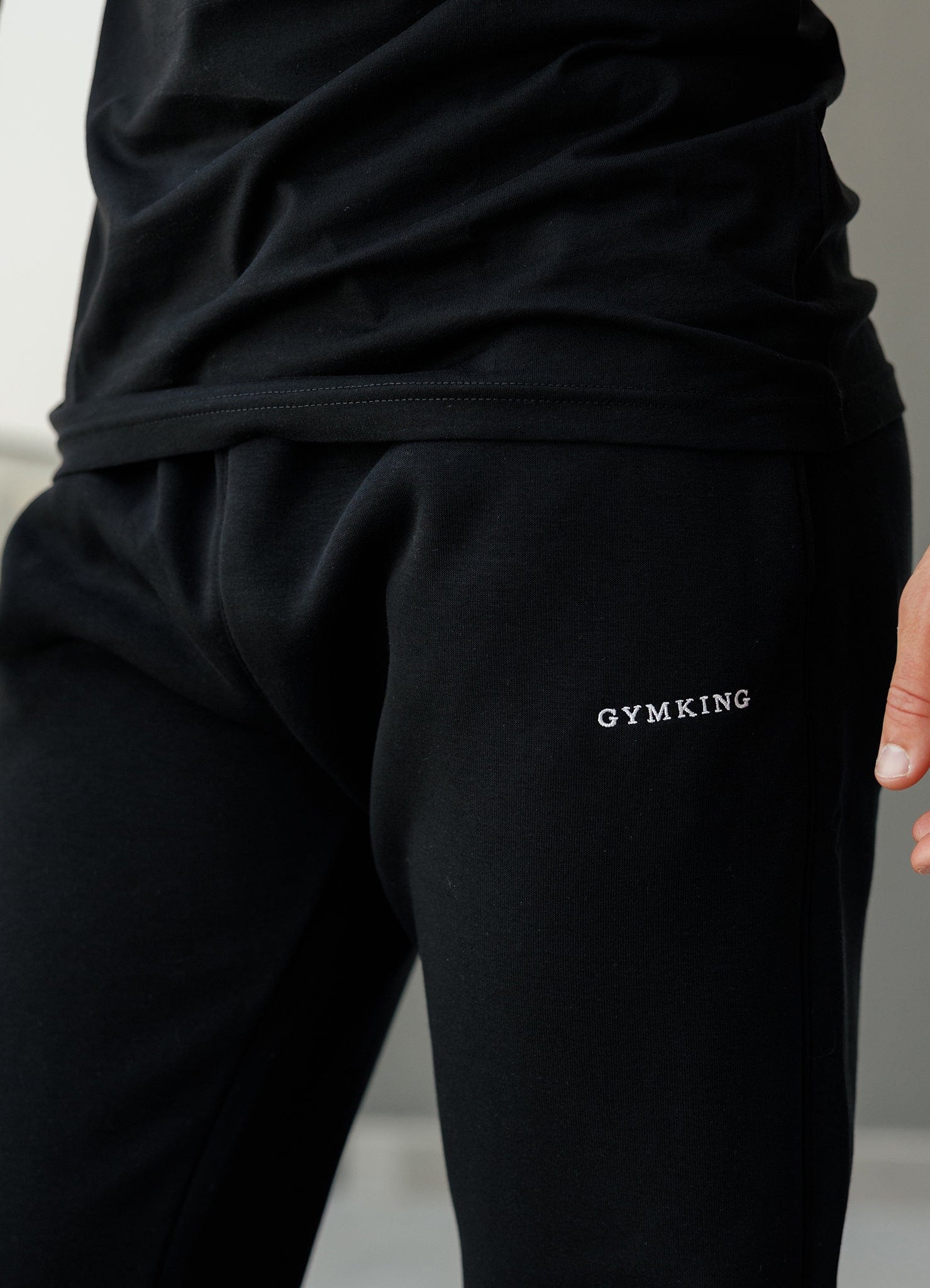 Gym King Fundamental Linear Jogger - Black